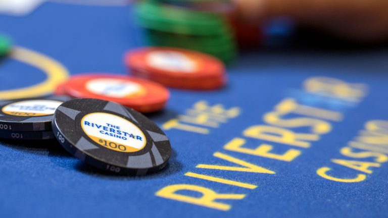 Essential Tips for Playing Online Casino Games