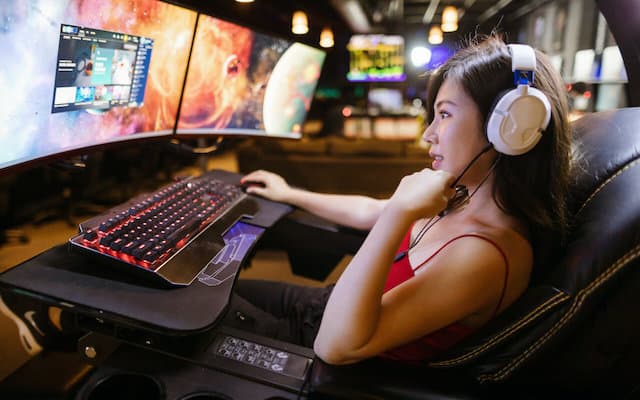 Immersive Escapes: Crafting Your Ultimate Online Gaming Experience