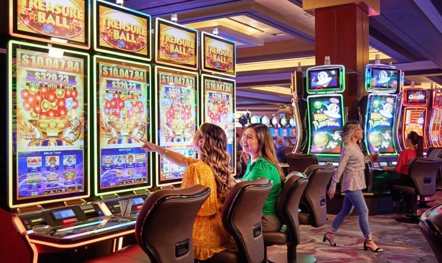 The Fascinating World of Slot Games: A Quick Guide